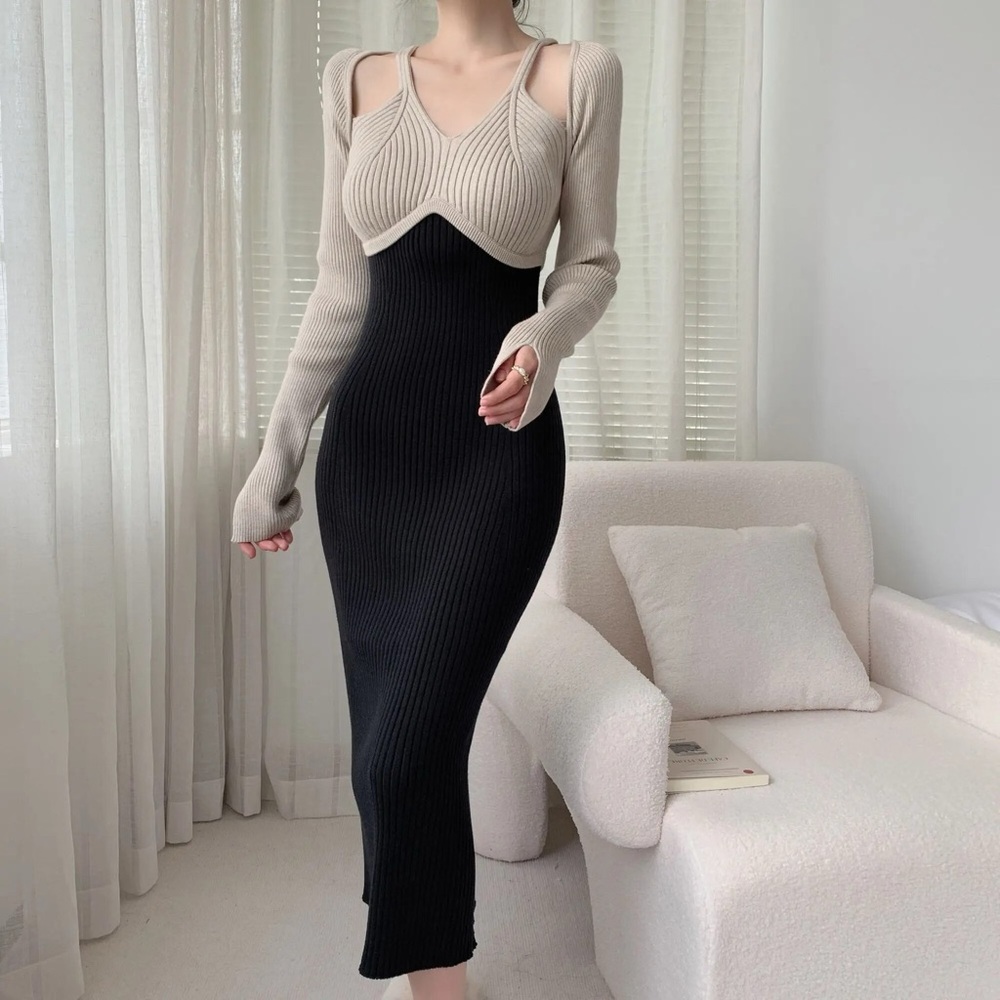 NWOT Knitted cold shoulder color block dress